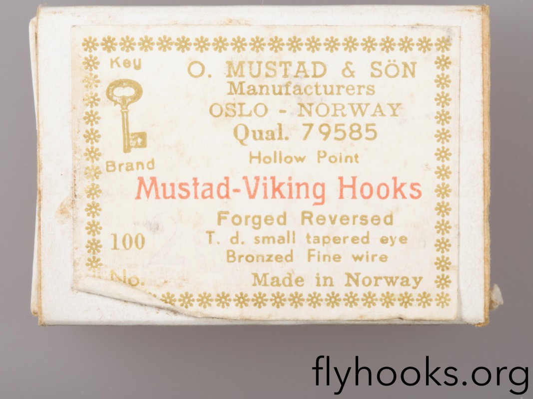 79585